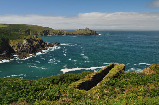 Wheelpit on Carnelloe Cliff
