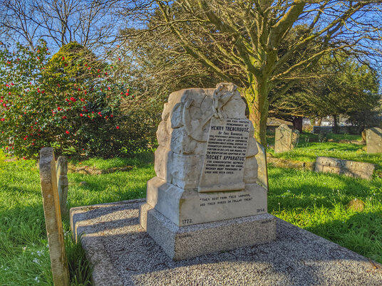 Memorial to Henry Trengrouse