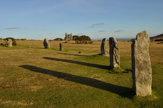 Shadows cast by the Menhirs