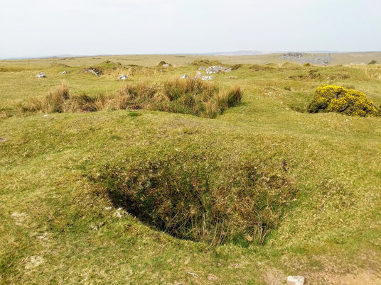 Lode-back pits
