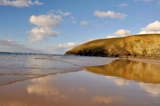Mawgan Porth at low tide