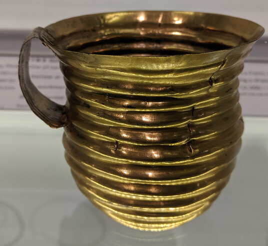 The Rillaton cup